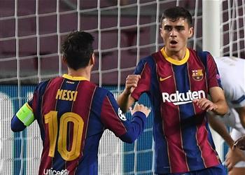 تشكيل برشلونة ضد هويسكا بيدري وميسي في الهجوم