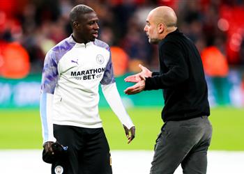 جوارديولا مدافع ا عن ميندي بعد خرق قواعد كورونا وماذا فعلنا نحن في رأس السنة