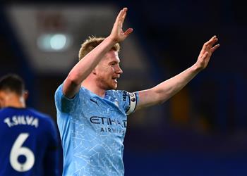 دي بروين يعلق على مركزه أمام تشيلسي ويؤكد نستطيع الفوز بالمباريات الكبيرة