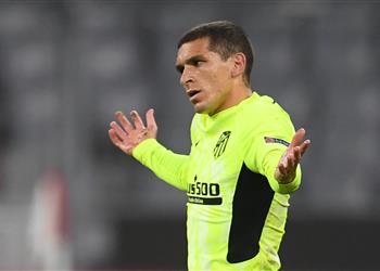 آرسنال يفكر في إنهاء إعارة توريرا واستعادته من أتلتيكو مدريد