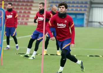 لاعب برشلونة يطير إلى مدريد للتوقيع مع فريقه الجديد