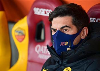 تقارير تكشف حقيقة إصابة مدرب روما بفيروس كورونا