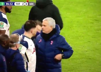 مورينيو هويبيرج رفض استبداله أمام برينتفورد رغم إصابته القوية