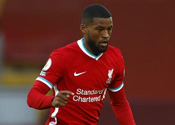 ميرور فينالدوم يحسم موقفه من الاستمرار مع ليفربول