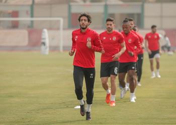 مران الأهلي انتظام طاهر محمد وعودة الثنائي المصاب بـ كورونا استعدادا لـ سيراميكا