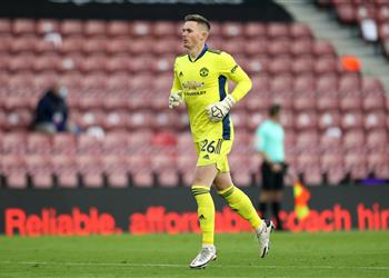 هندرسون م حذر ا مانشستر سيتي قبل نصف نهائي كأس كاراباو ستكون المدينة حمراء