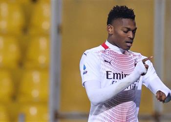 تشكيل ميلان ضد يوفنتوس لياو يقود الهجوم