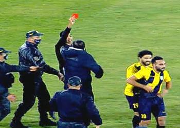 فيديو أسف على المشهد لاعب المقاولون يعتذر عن تصرفه خلال مباراة النجم