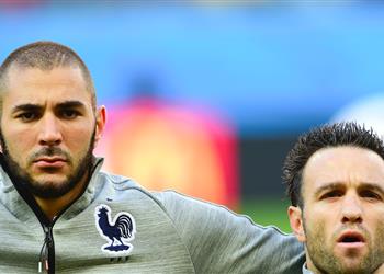 لوفيجارو بنزيما مطلوب للمثول أمام محكمة فرنسية في قضية ابتزاز فالبوينا