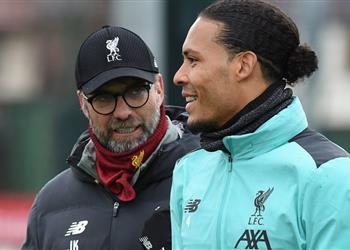 كلوب ليفربول يحاول حسم صفقة دفاعية ولكن علينا محاربة العالم