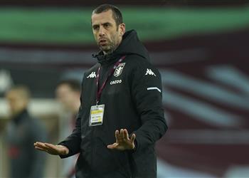 مدرب أستون فيلا مشيد ا بهدف باري قدمنا مجهود ا ضخم ا أمام ليفربول