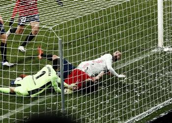 فيديو ريال مدريد يفرط في استعاد صدارة الدوري الإسباني بتعادل م خيب مع أوساسونا