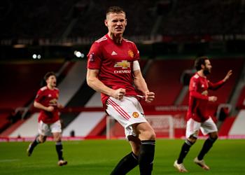 ماكتومناي حصولي على شارة القيادة أمام واتفورد لحظة سريالية