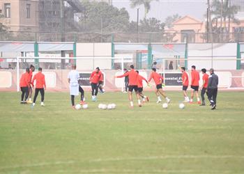 مران الأهلي موسيماني يحاضر اللاعبين وتأهيل ثلاثي الفريق
