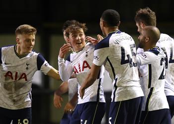 فيديو توتنهام يسحق مارين بخماسية نظيفة في كأس الاتحاد الإنجليزي