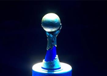 صور كأس العالم لكرة اليد يصل مطار القاهرة مع بعثة منتخب الدنمارك