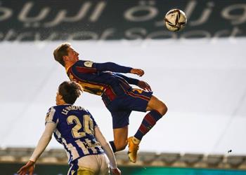 فيديو أسيست جريزمان دي يونج يسجل هدف برشلونة الأول أمام ريال سوسيداد