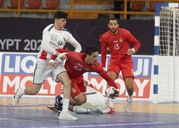 الجزائر تفوز على المغرب 24 23 في مباراة مثيرة بمونديال اليد