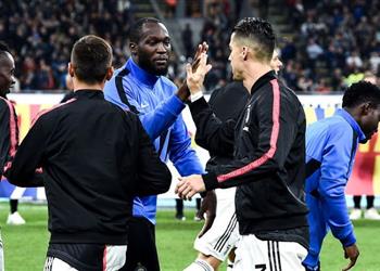 نجم يوفنتوس وإنتر ميلان السابق لوكاكو حاسم ا أكثر من كريستيانو رونالدو