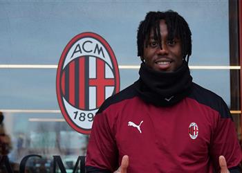 ميتي سعيد بالانتقال لـ ميلان نادي أسطوري وتاريخه عريق