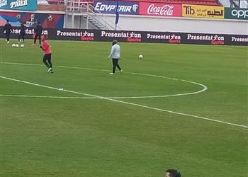 والتر بواليا ي جري عمليات الإحماء تحسب ا لاستبعاد وليد سليمان أمام البنك الأهلي