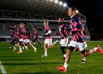 رغم طلبه الرحيل ديفنسا سنترال نجم ريال مدريد لم يتلق عروض ا في الميركاتو الشتوي