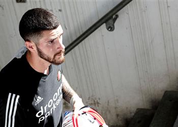 تقارير ريال مدريد مهتم بالتعاقد مع مدافع فينورد