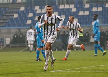 بعد هدفه أمام نابولي كريستيانو رونالدو يتخطى بيكان ويصبح الهداف التاريخي لكرة القدم