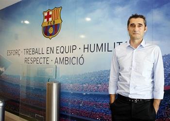 فالفيردي يعطي الضوء الأخضر لصفقة دفاعية جديدة لبرشلونة