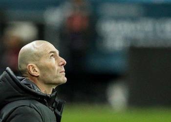 بيريز يحدد بديل زيدان في ريال مدريد من خارج أوروبا