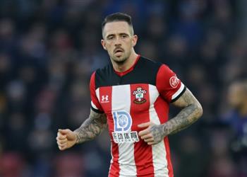 ذا صن توتنهام يسعى لضم إنجز من ساوثهامبتون