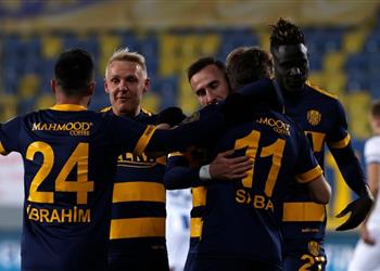 بمشاركة بادجي أنقرة جوجو يستعيد نغمة الانتصارات أمام قاسم باشا في الدوري التركي