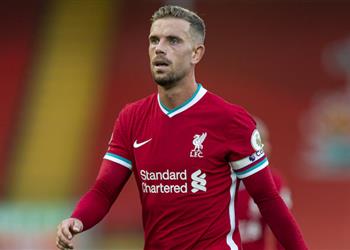 ليفربول يعلن سبب استبعاد هندرسون من قائمة مباراة بيرنلي