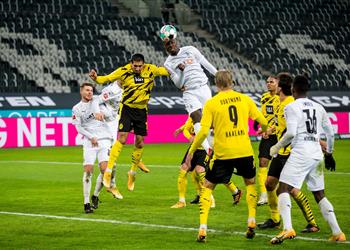 فيديو في مباراة مثيرة مونشنجلادباخ يقسو على بوروسيا دورتموند برباعية بـ الدوري الألماني