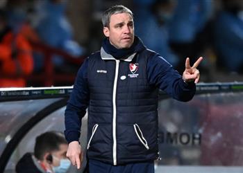 مدرب شيلتنهام طريقة احتفال مانشستر سيتي بأهدافهم أمامنا تخبرنا بشيء ما