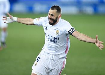 بنزيما سعيد بهدف هازارد وأتمنى أن يكتب قصة جديدة مع ريال مدريد