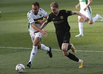 فيديو دي يونج يسجل هدف برشلونة الأول أمام إلتشي