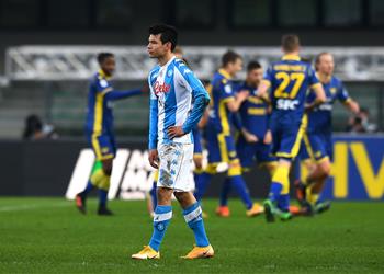 فيرونا ي عمق جراح نابولي بثلاثية في الدوري الإيطالي