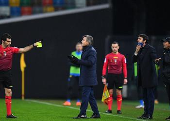 لاجازيتا تكشف عواقب طرد كونتي بعد الاشتباك مع حكم مباراة إنتر وأودينيزي