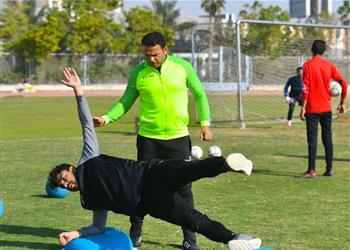 مدافع سيراميكا كليوباترا يغيب عن مباراة الجونة في الدوري