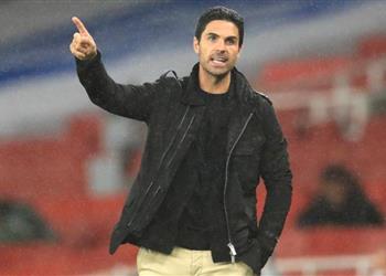 سكاي صفقة آرسنال الجديدة تخضع للفحص الطبي