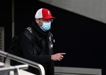 كلوب يوضح مدى إصابة فابينيو قبل مباراة ليفربول وتوتنهام