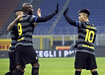 فيديو لوكاكو ولاوتارو يقودان إنتر ميلان لاكتساح بنيفنتو برباعية