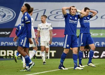 فيديو ليستر سيتي يسقط بثلاثية أمام ليدز يونايتد وي قدم هدية لـ ليفربول في الدوري الإنجليزي