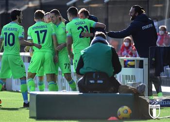 فيديو لاتسيو يثأر من أتالانتا بثلاثية في الدوري الإيطالي