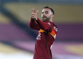 فيديو في 9 دقائق روما يكتسح هيلاس فيرونا بثلاثية في الدوري الإيطالي