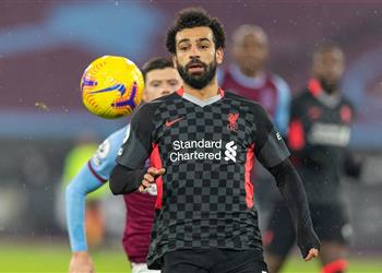 نيفيل محمد صلاح ضمن 3 لاعبين من الطراز العالمي في الدوري الإنجليزي