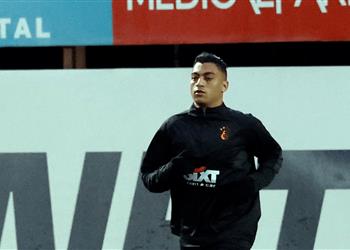 صور مصطفى محمد يخوض مرانه الأول مع جالطة سراي استعداد ا لـ باشاك شهير