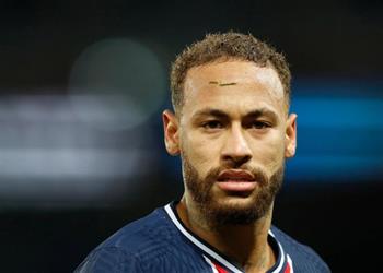 TNT البرازيلية نيمار يجدد عقده مع باريس سان جيرمان حتى 2026