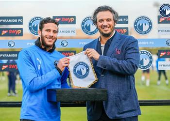 رمضان صبحي يتو ج بجائزة هرم شهر يناير في بيراميدز